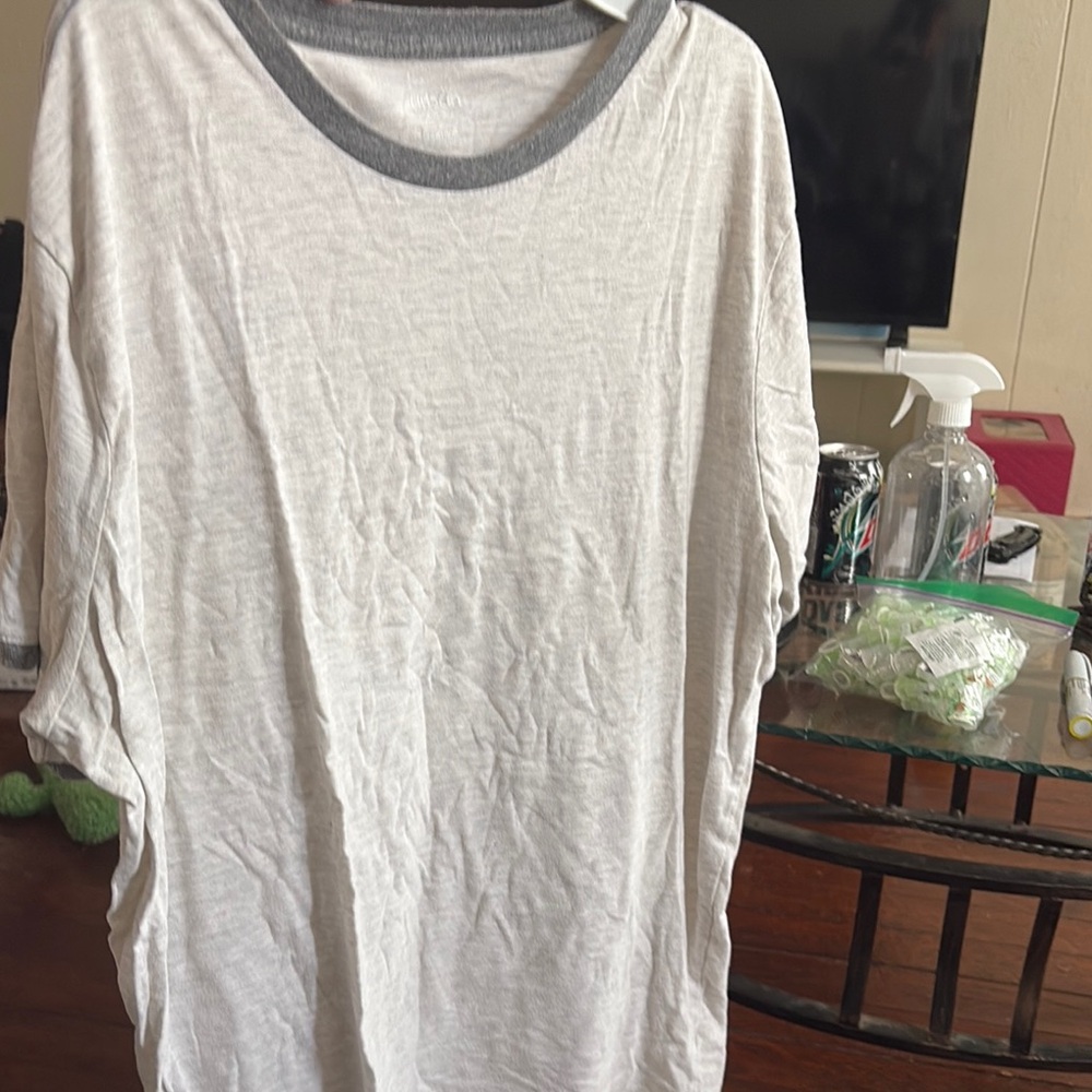 Men's White and Gray Shirt